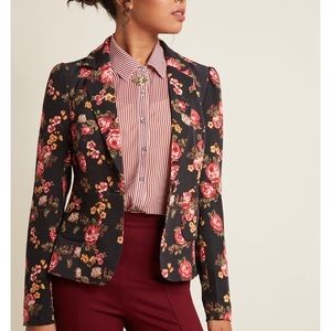 Cute Floral Blazer Size S